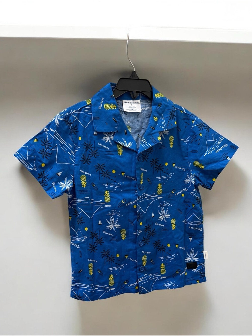 Skechers Men's Bright Blue Pineapple Print Short Sleeve Shirt